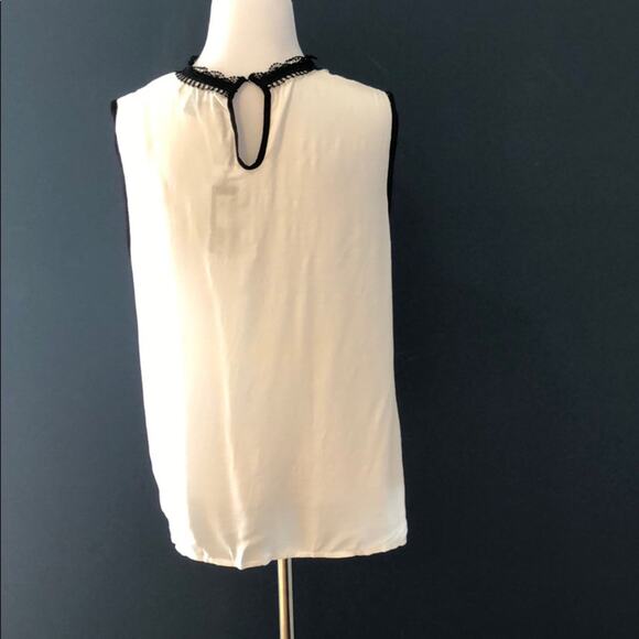 Yyigal Top Lace Trim Blouse - Picture 5 of 5